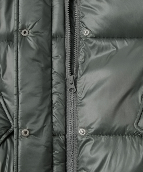 MUSINSA STANDARD WOMAN（ムシンサスタンダードウーマン）の「ウィメンズデイリープファーグロッシーショートダウンジャケット[セージ]（ダウンジャケット/コート・レディース・その他・LARGE/MEDIUM/SMALL）」の4枚目の写真