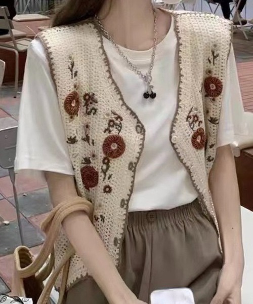 フラワー刺繍 クロシェ編み ニットベスト（ベスト）｜SHOUYO