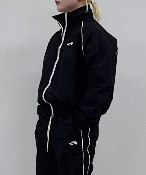 TURTLEBACK(タートルバック)の「クラシックナイロントラックパンツ(ブラック)(スウェットパンツ・メンズ・その他・X-LARGE/LARGE)」の2枚目の写真