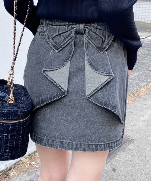 INGNI（イング）の「バックリボンデニムタイトスカート（デニムスカート・レディース・ブルー/グレー・FREE）」の4枚目の写真