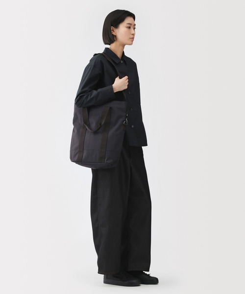 MUJI Labo(ムジラボ)の「〔MUJI Labo〕撥水2WAYバッグ(トートバッグ・メンズ・ダークネイビー/カーキ・FREE)」の8枚目の写真
