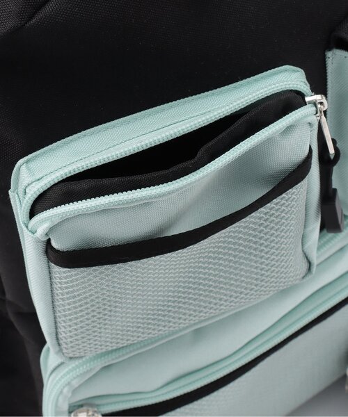 LOVETOXIC（ラブトキシック）の「【LTXC】ポーチツキ22Lリュック（バックパック/リュック・キッズ・ブラック/アイボリー/ミント・F）」の11枚目の写真