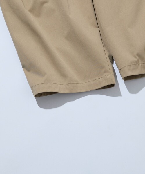 FREAK'S STORE(フリークスストア)の「限定展開 Easy Care Fabric ワイドシルエット ポリチノクロス ダブルタック スラックス/吸水速乾/UVカット(スラックス・メンズ・チャコールグレー/ブラック/ベージュ/ネイビー/オリーブ・SMALL/MEDIUM/LARGE)」の8枚目の写真