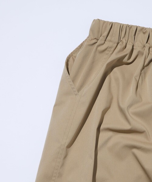 FREAK'S STORE(フリークスストア)の「限定展開 Easy Care Fabric ワイドシルエット ポリチノクロス ダブルタック スラックス/吸水速乾/UVカット(スラックス・メンズ・チャコールグレー/ブラック/ベージュ/ネイビー/オリーブ・SMALL/MEDIUM/LARGE)」の12枚目の写真
