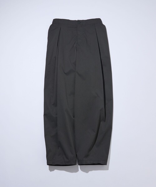 FREAK'S STORE(フリークスストア)の「限定展開 Easy Care Fabric ワイドシルエット ポリチノクロス ダブルタック スラックス/吸水速乾/UVカット(スラックス・メンズ・チャコールグレー/ブラック/ベージュ/ネイビー/オリーブ・SMALL/MEDIUM/LARGE)」の15枚目の写真