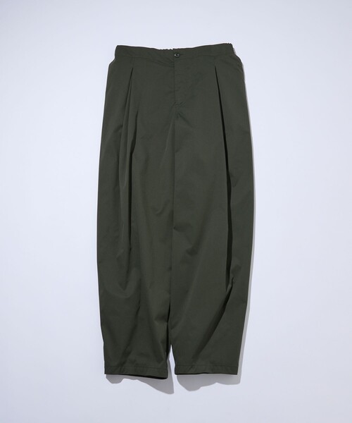 FREAK'S STORE(フリークスストア)の「限定展開 Easy Care Fabric ワイドシルエット ポリチノクロス ダブルタック スラックス/吸水速乾/UVカット(スラックス・メンズ・チャコールグレー/ブラック/ベージュ/ネイビー/オリーブ・SMALL/MEDIUM/LARGE)」の17枚目の写真