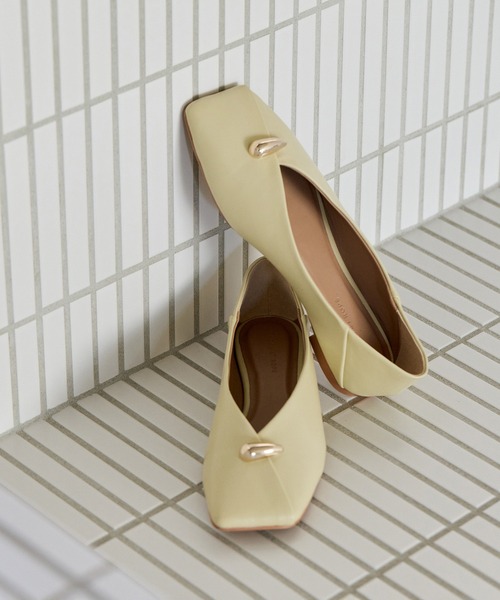 美品　ADAM ET ROPE ベージュ フラットシューズ 37 ADAM ET ROPE'（アダムエロペ） パンプス ラウンドフラットシューズ