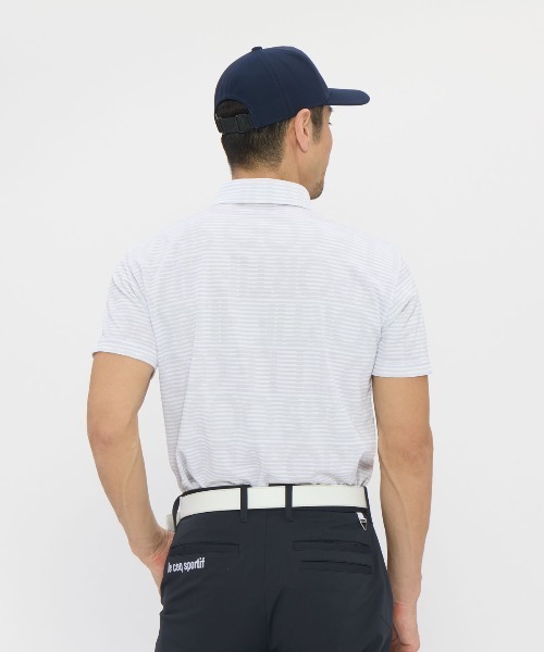 le coq sportif GOLF(ルコックスポルティフゴルフ)の「【le coq sportif GOLF】吸汗速乾/高通気/UV CUT(UPF50+)/遮熱/ストレッチ グラフィックロゴボーダー柄半袖ポロシャツ ゴルフウェア(ポロシャツ・メンズ・ネイビー/グレー/サックスブルー・3L/XL/L/M)」の4枚目の写真