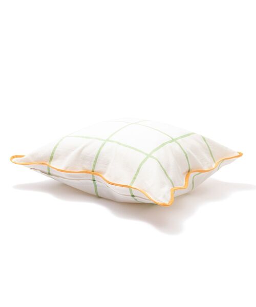 Francfranc(フランフラン)の「ウィンドウペンウェーブ クッションカバー 450×450 ホワイト×グリーン(100)(クッション/クッションカバー・レディース・ホワイト・FREE)」の2枚目の写真