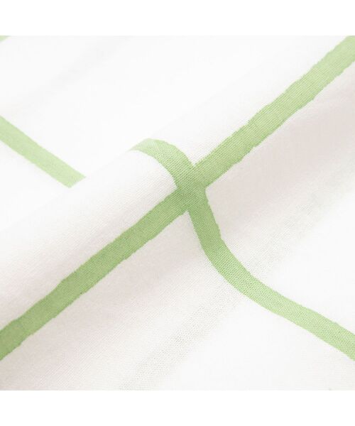 Francfranc(フランフラン)の「ウィンドウペンウェーブ クッションカバー 450×450 ホワイト×グリーン(100)(クッション/クッションカバー・レディース・ホワイト・FREE)」の3枚目の写真