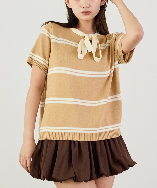 Siel(シエル)の「リボンネックボーダープルオーバーニット 冬服(ニット/セーター・レディース・ベージュ/グレー/ブルー/ブラック・FREE)」の4枚目の写真