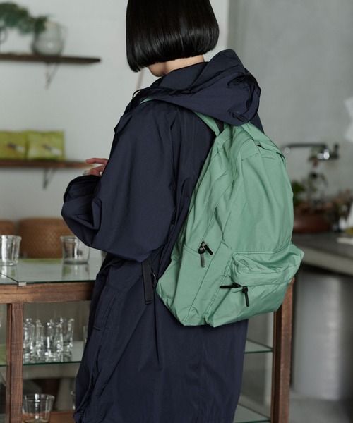 STANDARD SUPPLY（スタンダードサプライ）の「スタンダードサプライ / SIMPLICITY 26SS LIMITED COLORシンプリシティ26春夏 限定カラー / DAILY DAYPACK デイリーデイパック（バックパック/リュック・レディース・ミント・FREE）」の3枚目の写真