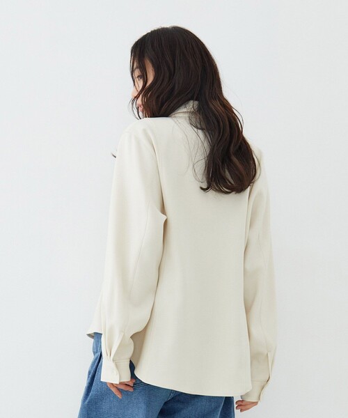 UNITED TOKYO(ユナイテッドトウキョウ)の「【新作】コーナーチップボウタイシャツ|ウォッシャブル/オケージョン/オフィスカジュアル/タイ付き/春服(シャツ/ブラウス・レディース・グレー/ベージュ/アイボリー・FREE)」の7枚目の写真