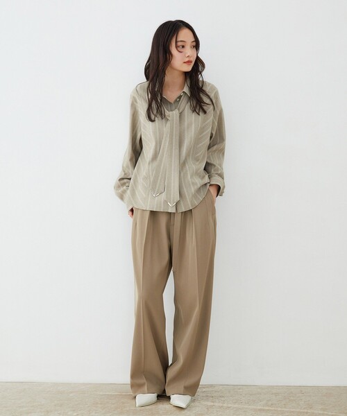 UNITED TOKYO(ユナイテッドトウキョウ)の「【新作】コーナーチップボウタイシャツ|ウォッシャブル/オケージョン/オフィスカジュアル/タイ付き/春服(シャツ/ブラウス・レディース・グレー/ベージュ/アイボリー・FREE)」の11枚目の写真