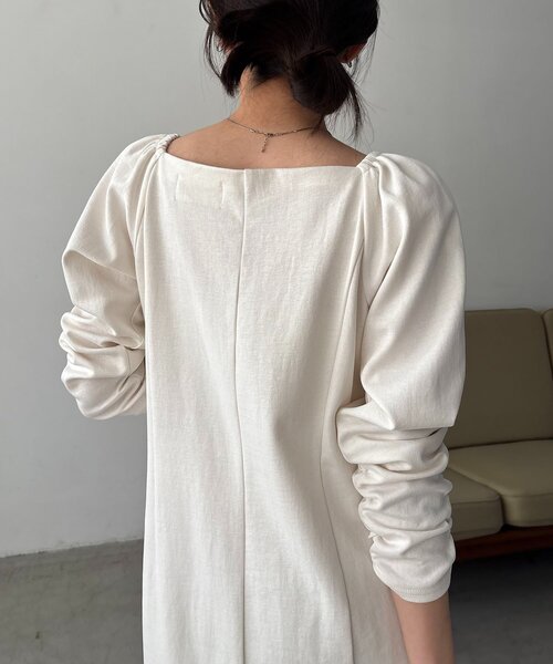 CAPRICIEUX LE'MAGE（カプリシューレマージュ）の「【低身長サイズあり】ウェーブネックギャザーワンピース（ワンピース・レディース・ホワイト系その他/ブラック・FREE/PS）」の9枚目の写真