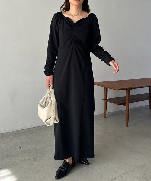 CAPRICIEUX LE'MAGE（カプリシューレマージュ）の「【低身長サイズあり】ウェーブネックギャザーワンピース（ワンピース・レディース・ホワイト系その他/ブラック・FREE/PS）」の13枚目の写真