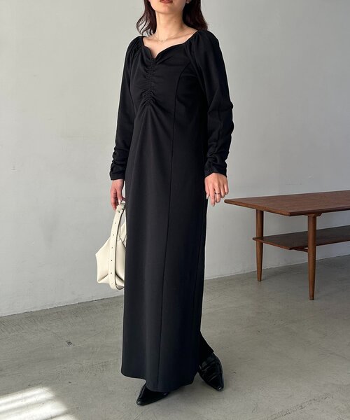 CAPRICIEUX LE'MAGE（カプリシューレマージュ）の「【低身長サイズあり】ウェーブネックギャザーワンピース（ワンピース・レディース・ホワイト系その他/ブラック・FREE/PS）」の14枚目の写真