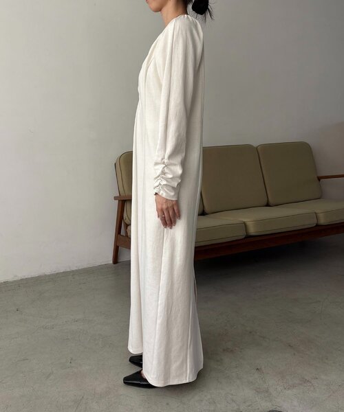 CAPRICIEUX LE'MAGE（カプリシューレマージュ）の「【低身長サイズあり】ウェーブネックギャザーワンピース（ワンピース・レディース・ホワイト系その他/ブラック・FREE/PS）」の17枚目の写真