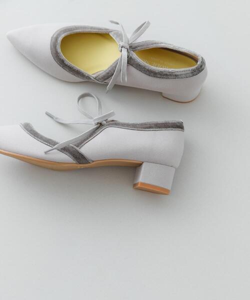 RODE SKO(ロデスコ)の「『MADE IN JAPAN』 3センチヒールリボンパンプス(パンプス・レディース・ライトブルー/オフホワイト/グレー/ブラック・38/37/36)」の6枚目の写真