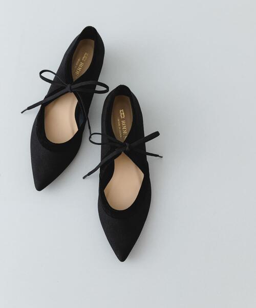 RODE SKO(ロデスコ)の「『MADE IN JAPAN』 3センチヒールリボンパンプス(パンプス・レディース・ライトブルー/オフホワイト/グレー/ブラック・38/37/36)」の3枚目の写真