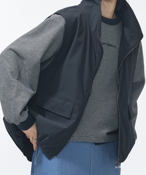 NEW BALANCE（ニューバランス）の「【別注】ニューバランス New Balance ウーブンスタンドネックベスト 限定コラボ（ベスト・レディース・オフホワイト/ブラック・L/M）」の8枚目の写真