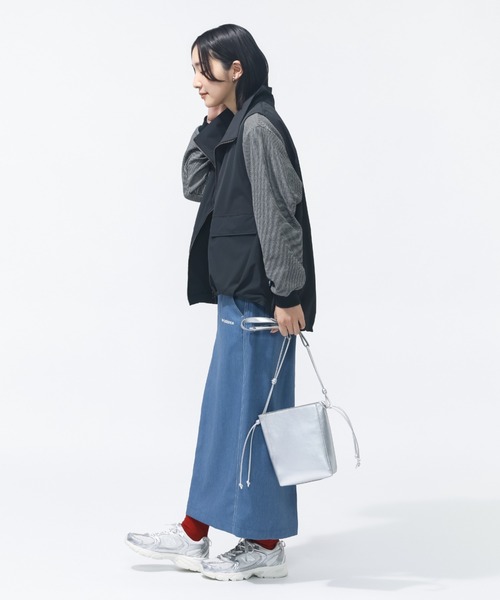 NEW BALANCE（ニューバランス）の「【別注】ニューバランス New Balance ウーブンスタンドネックベスト 限定コラボ（ベスト・レディース・オフホワイト/ブラック・L/M）」の6枚目の写真