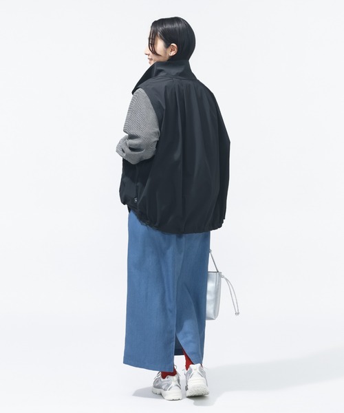 NEW BALANCE（ニューバランス）の「【別注】ニューバランス New Balance ウーブンスタンドネックベスト 限定コラボ（ベスト・レディース・オフホワイト/ブラック・L/M）」の7枚目の写真