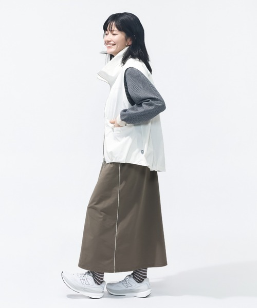 NEW BALANCE（ニューバランス）の「【別注】ニューバランス New Balance ウーブンスタンドネックベスト 限定コラボ（ベスト・レディース・オフホワイト/ブラック・L/M）」の12枚目の写真