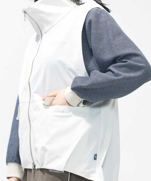 NEW BALANCE（ニューバランス）の「【別注】ニューバランス New Balance ウーブンスタンドネックベスト 限定コラボ（ベスト・レディース・オフホワイト/ブラック・L/M）」の16枚目の写真