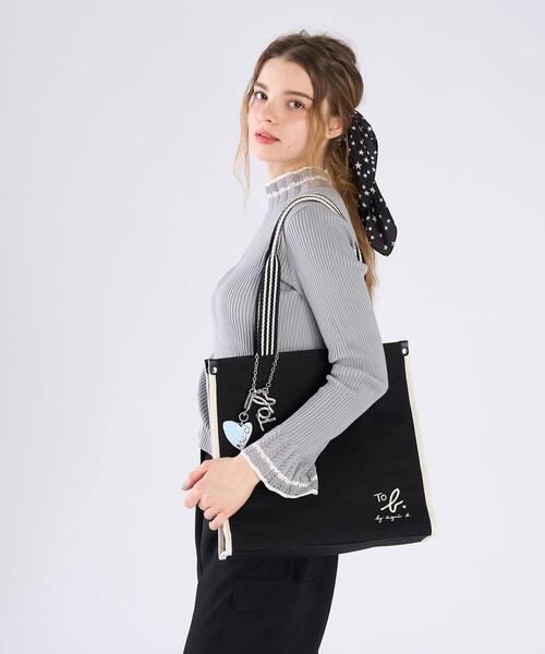 To b. by agnes b.（トゥービーバイアニエスベー）の「WEB限定 ロゴ コットン スクエア トートバッグ（トートバッグ・レディース・ブラック・FREE）」の6枚目の写真