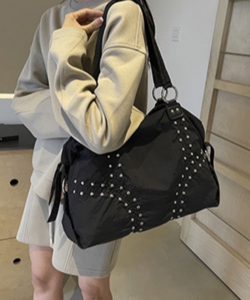 Teem Store(チームストア)の「【大容量/A4対応】リベット大容量トートバッグ(トートバッグ・レディース・ホワイト/ブラック・F)」の6枚目の写真