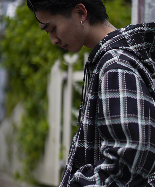 JOINT WORKS(ジョイントワークス)の「ドビーチェック ビックシルエット フーディー / Dobby BigCheck Hooded(ブルゾン・メンズ・アイボリー/ブラック・LARGE/MEDIUM/SMALL)」の6枚目の写真