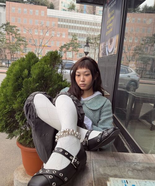 FORRR(フォルンルン)の「Big Eyelet Strap Maryjane Black(スニーカー・レディース・ブラック・23cm/24cm/25cm)」の5枚目の写真
