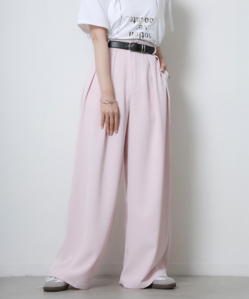 Riberry（リベリー）の「2タックワイドパンツ（スラックス・レディース・ピンク/モカ/イエロー/オフホワイト/ブラック・FREE）」の5枚目の写真