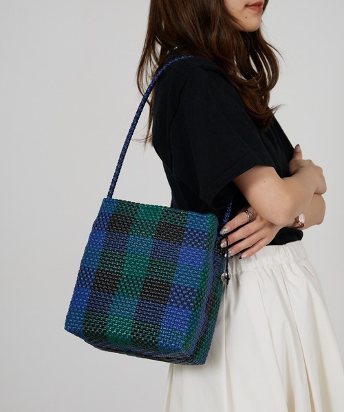 OJO DE MEX(オホデメックス)の「OJO DE MEX/オホデメックス Plastico Cago Tote - shoulder - かごバッグ バケットバッグ バスケット スクエア メルカドバッグ 秋 秋服 2026年秋冬(ショルダーバッグ・レディース・ブラック系その他/その他・FREE)」の9枚目の写真