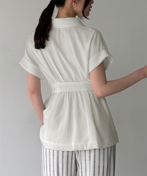junoah(ジュノア)の「カシュクールペプラムシャツブラウス(シャツ/ブラウス・レディース・ブルーグレー/ブラック/ホワイト・LARGE/MEDIUM/SMALL)」の7枚目の写真