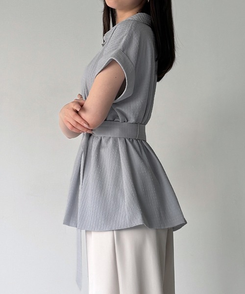 junoah(ジュノア)の「カシュクールペプラムシャツブラウス(シャツ/ブラウス・レディース・ブルーグレー/ブラック/ホワイト・LARGE/MEDIUM/SMALL)」の10枚目の写真
