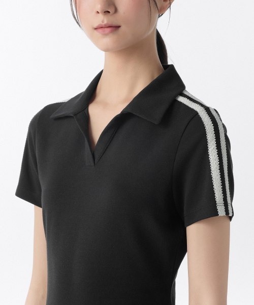 MUSINSA STANDARD WOMAN（ムシンサスタンダードウーマン）の「ウィメンズスリットネックレーストリムポロワンピース[ブラック/アイボリー]（ワンピース・レディース・その他・SMALL/MEDIUM/X-SMALL/LARGE）」の4枚目の写真