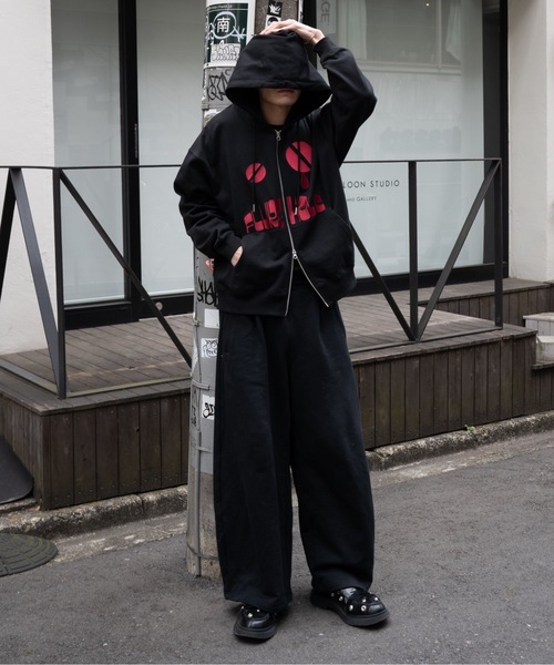 FLUKE HOLIC(フロックホリック)の「CRYING EMB LOGO PARKA(パーカー・レディース・ネイビー/グレー/ブラック・SMALL/MEDIUM/LARGE)」の10枚目の写真