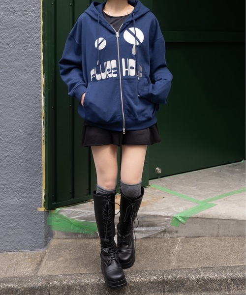 FLUKE HOLIC(フロックホリック)の「CRYING EMB LOGO PARKA(パーカー・レディース・ネイビー/グレー/ブラック・SMALL/MEDIUM/LARGE)」の13枚目の写真
