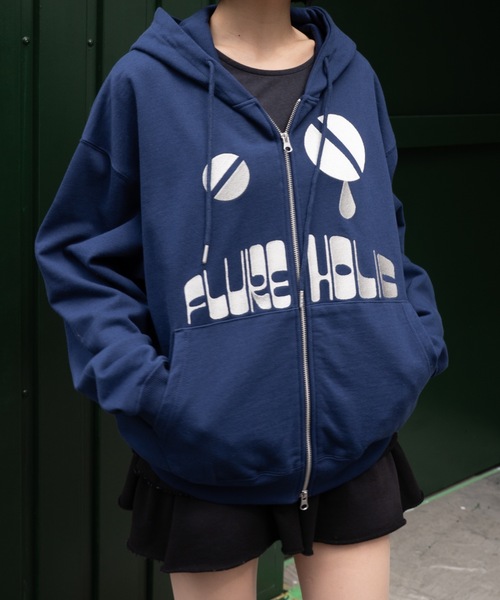 FLUKE HOLIC(フロックホリック)の「CRYING EMB LOGO PARKA(パーカー・レディース・ネイビー/グレー/ブラック・SMALL/MEDIUM/LARGE)」の14枚目の写真