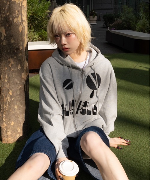 FLUKE HOLIC(フロックホリック)の「CRYING EMB LOGO PARKA(パーカー・レディース・ネイビー/グレー/ブラック・SMALL/MEDIUM/LARGE)」の9枚目の写真