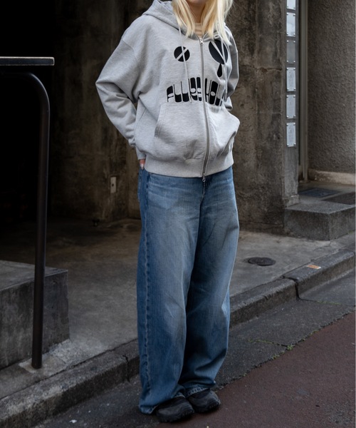 FLUKE HOLIC(フロックホリック)の「CRYING EMB LOGO PARKA(パーカー・レディース・ネイビー/グレー/ブラック・SMALL/MEDIUM/LARGE)」の16枚目の写真