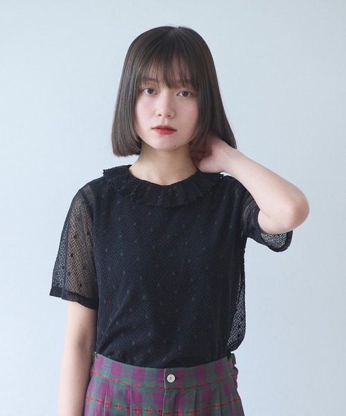 bulle de savon(ビュルデサボン)の「ナイロン/コットン ラッセルドット タック衿半袖プルオーバー(Tシャツ/カットソー・レディース・ブラック/ホワイト/キナリ・FREE)」の3枚目の写真