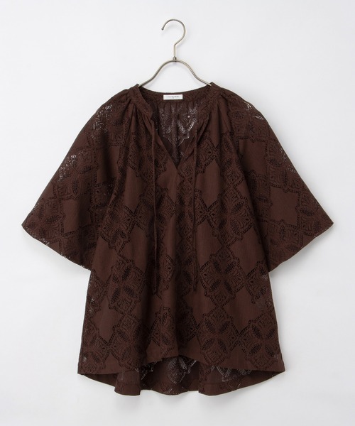 Honeys(ハニーズ)の「レーススキッパートップス(Tシャツ/カットソー・レディース・アイボリー/ブラック/ブラウン・L/LL/M/S)」の16枚目の写真