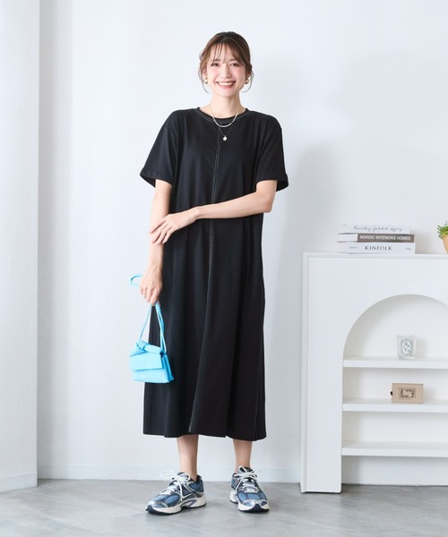 SMILE LAND(スマイルランド)の「<大きいサイズ>【汗染みしにくい】配色ステッチワンピース(ワンピース・レディース・チャコールグレー/ブラック/オリーブ・5L/4L/L/3L/LL)」の21枚目の写真