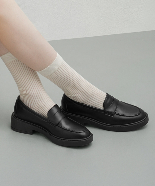CHAAKAN(チャカン靴)の「レイネルクラシックペニーローファー LFLTR3e887(ローファー・レディース・ブラック/ブラウン・23cm/23.5cm/24cm/24.5cm/25cm/22.5cm/25.5cm/26cm)」の5枚目の写真