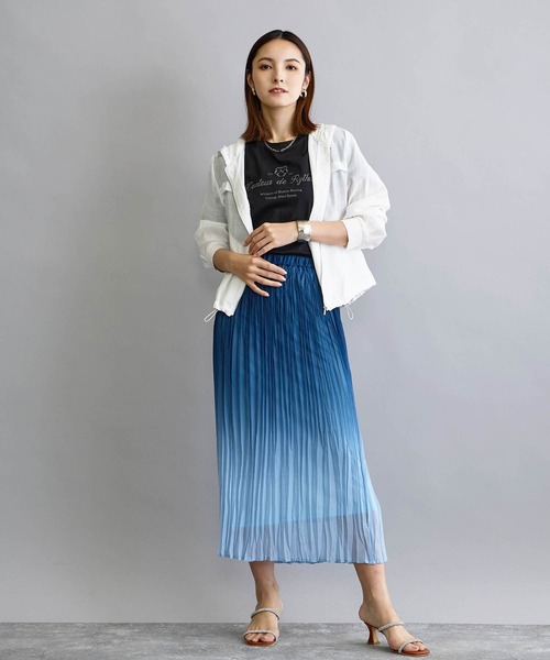 NICOLE white（ニコルホワイト）の「刺繍デザインＴシャツ（Tシャツ/カットソー・レディース・ブラック/レッド/オフホワイト・FREE）」の15枚目の写真