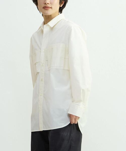 CONVERSE TOKYO(コンバーストウキョウ)の「TUCK CUT-OFF BOX SHIRT(シャツ/ブラウス・レディース・ネイビー/ピンク/オフホワイト・MEDIUM/SMALL)」の12枚目の写真