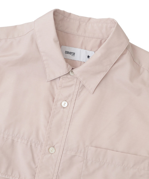 CONVERSE TOKYO(コンバーストウキョウ)の「TUCK CUT-OFF BOX SHIRT(シャツ/ブラウス・レディース・ネイビー/ピンク/オフホワイト・MEDIUM/SMALL)」の18枚目の写真